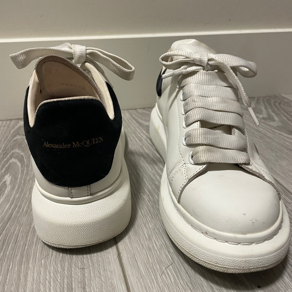 Alexander McQueen White and Black Platform Sneakers - Picture 8 of 11